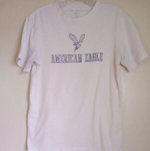 American Eagle T-shirt women's size xsmall